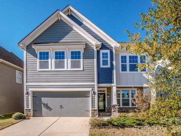 129 Candlelight Way, Mooresville, NC 28115