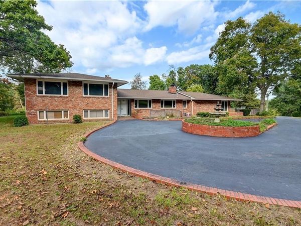 2660 Indiana Terrace, Ottawa, KS 66067