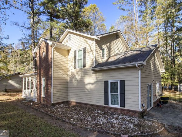 210 Groveland Drive, Peachtree City, GA 30269