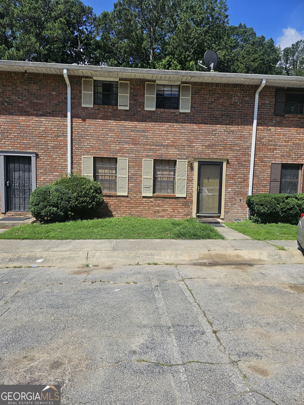 6354 Shannon Parkway, Unit 11-C, Union City, GA 30291 Main Photo