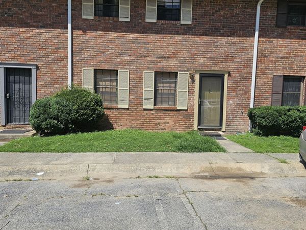 6354 Shannon Parkway, Unit 11-C, Union City, GA 30291