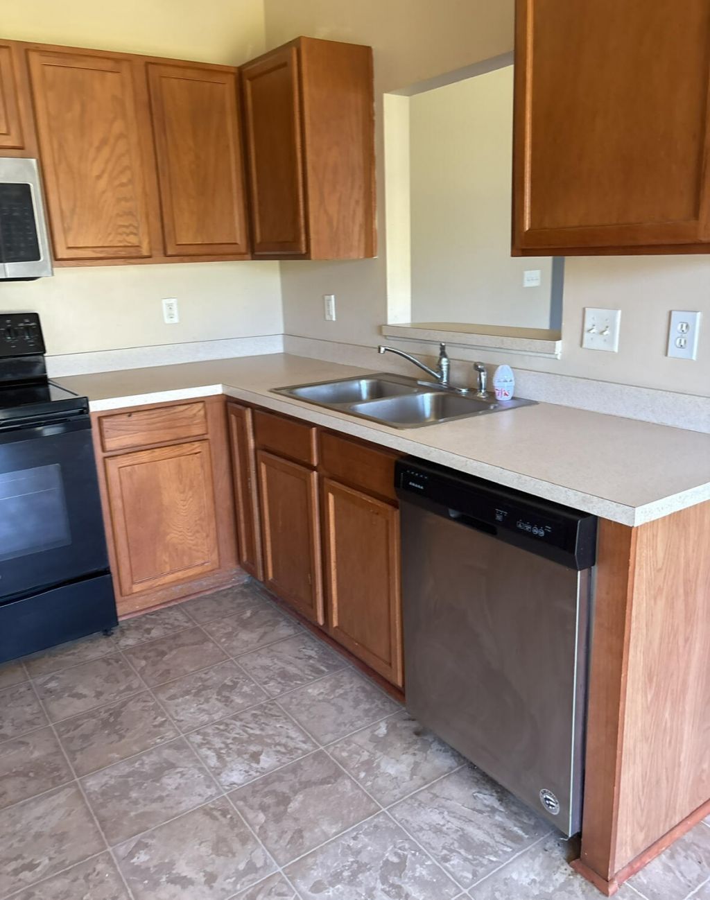 130 Patriot Lane Photo 2