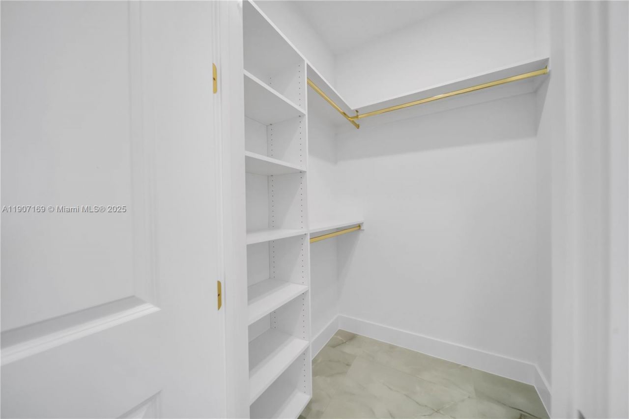 2005 El Dorado Blvd N, Cape Coral, FL 33993 Photo