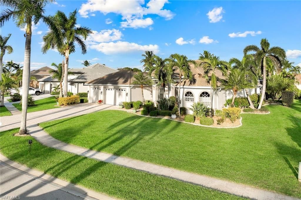 5601 Merlyn Ln, Cape Coral, FL 33914 Photo