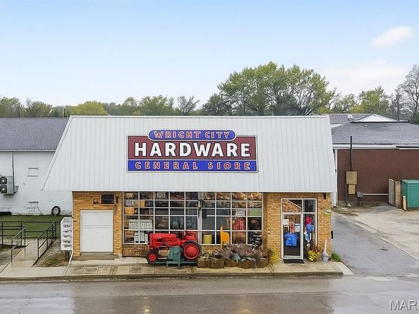 105 N Elm Avenue, Wright City, MO 63390