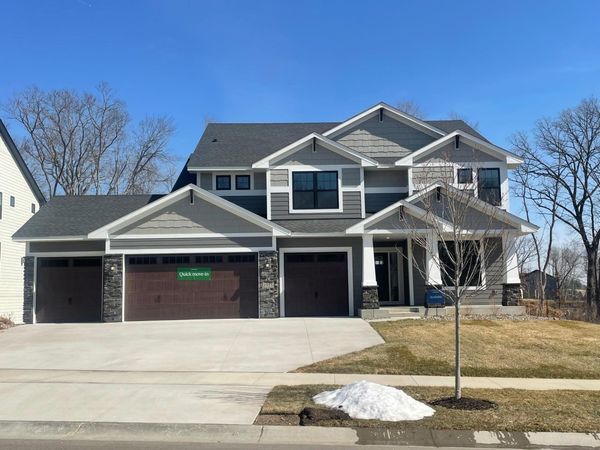 1955 Royal Boulevard N, Lake Elmo, MN 55042