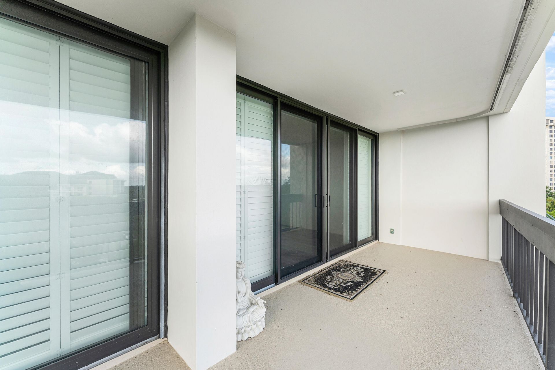 2400 Presidential Way, Unit 503, West Palm Beach, FL 33401 Photo