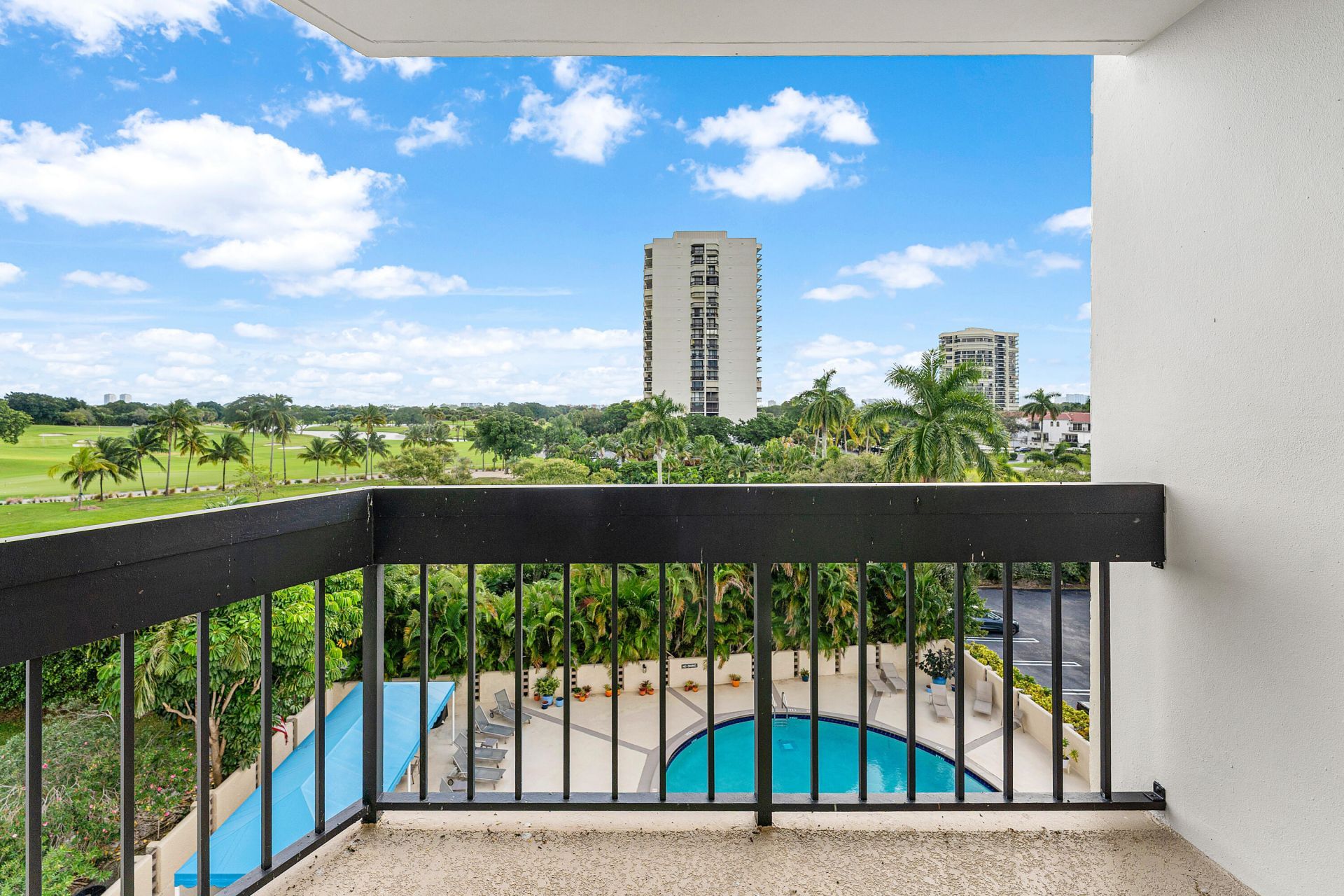 2400 Presidential Way, Unit 503, West Palm Beach, FL 33401 Photo