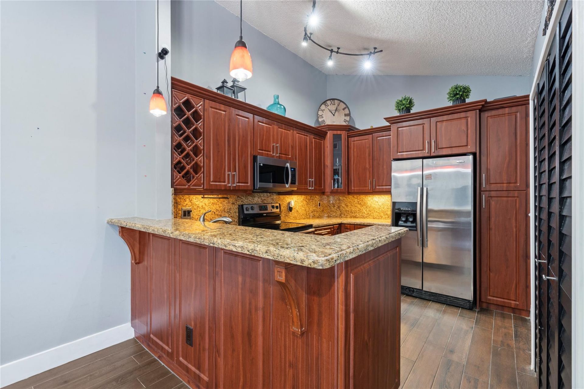 151 NW 115th Avenue, Unit 405, Plantation, FL 33325 Photo