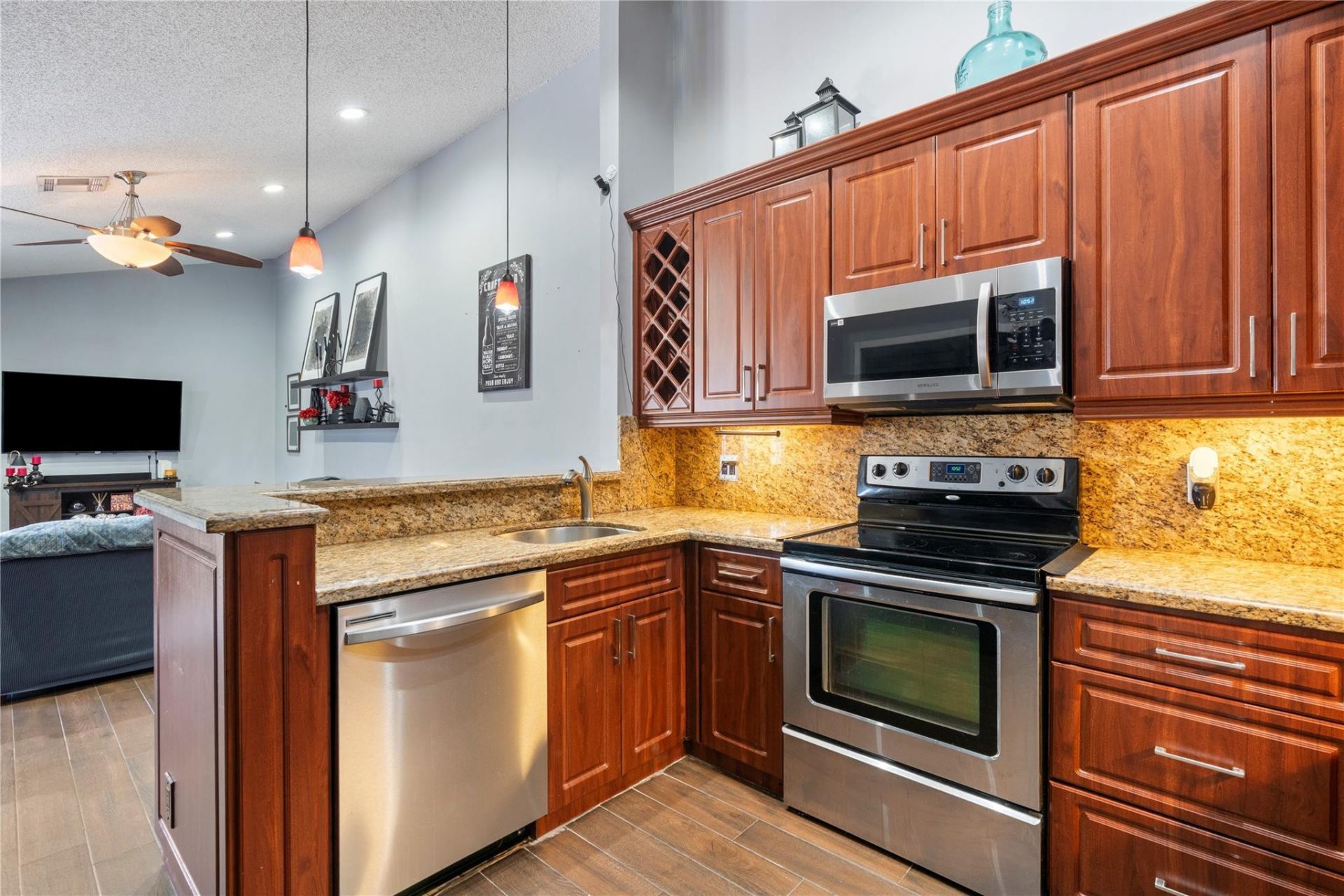 151 NW 115th Avenue, Unit 405, Plantation, FL 33325 Photo