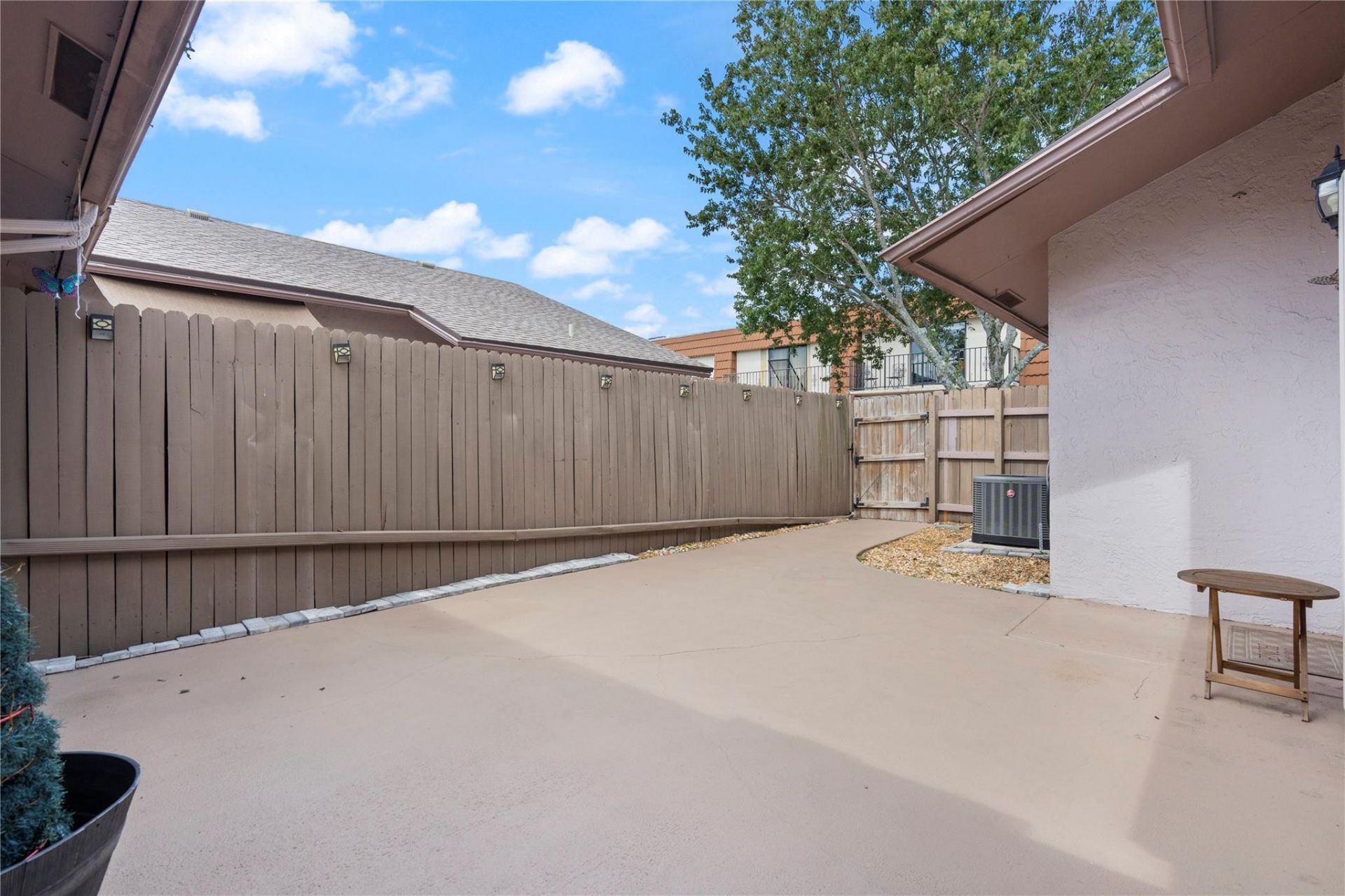 151 NW 115th Avenue, Unit 405, Plantation, FL 33325 Photo