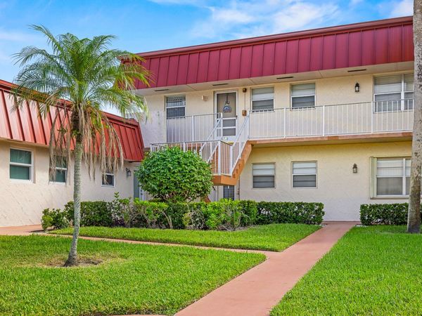 12016 Greenway Circle S, Unit 203, Royal Palm Beach, FL 33411