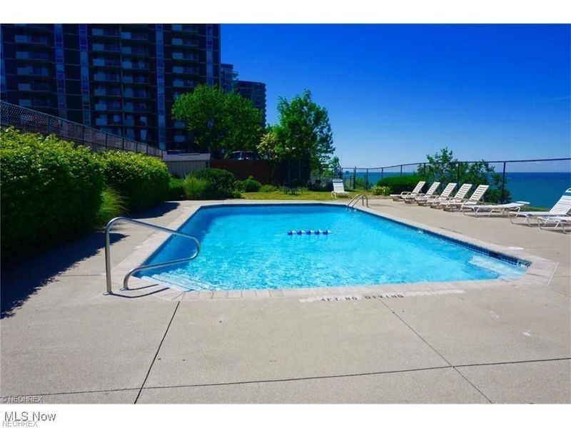 11850 Edgewater Drive, Unit 722, Lakewood, OH 44107 Photo 18