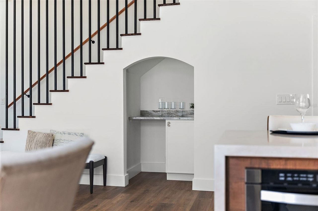 5941 Mangrove Street N, Saint Petersburg, FL 33703 Photo