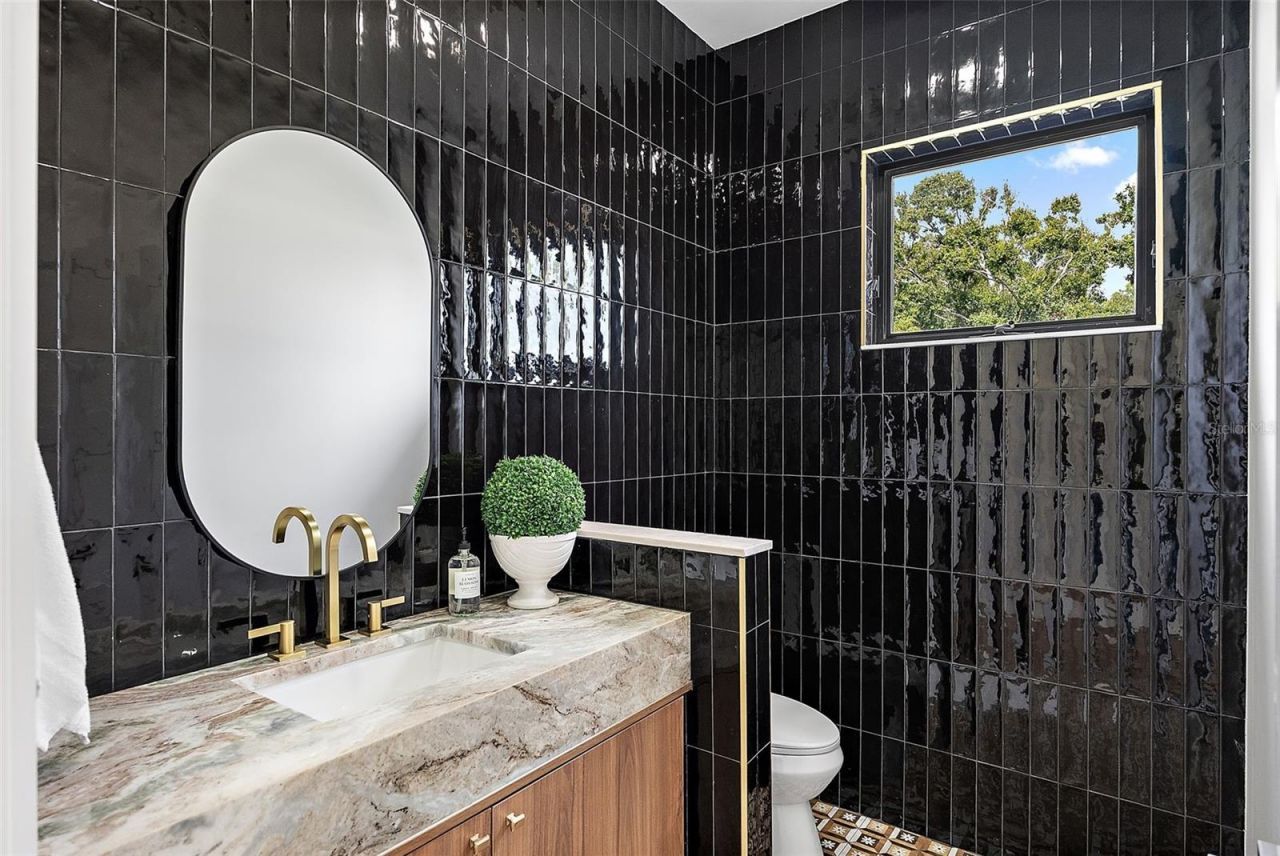 5941 Mangrove Street N, Saint Petersburg, FL 33703 Photo