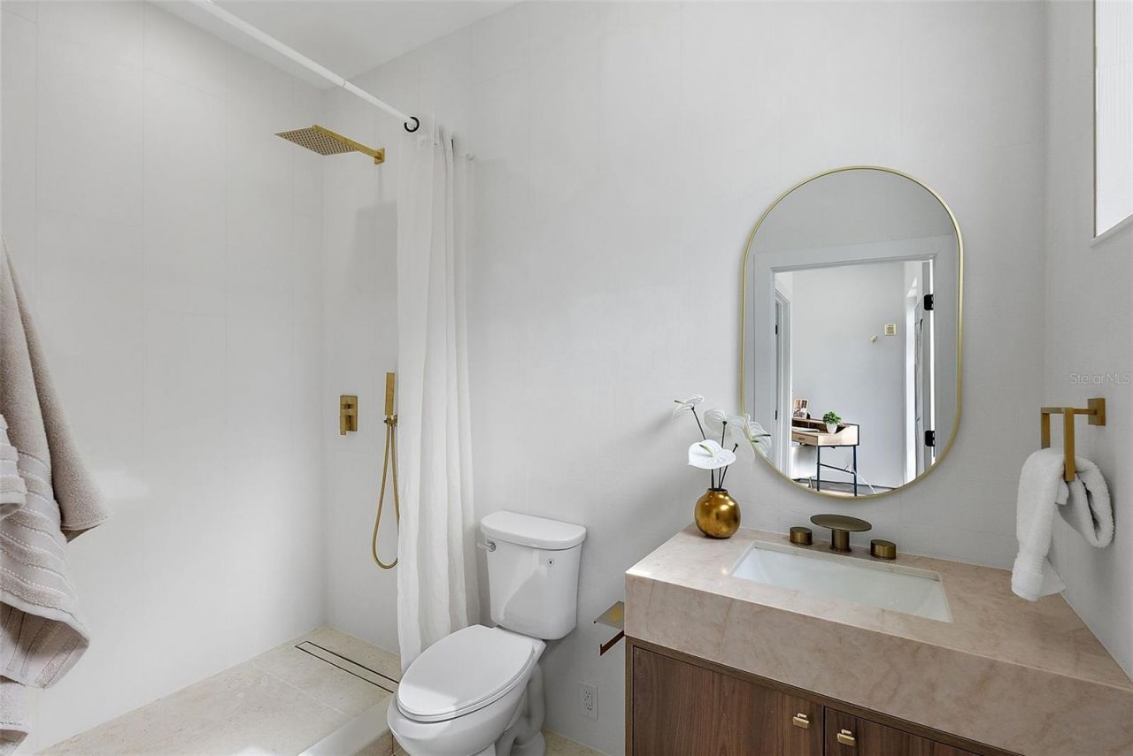 5941 Mangrove Street N, Saint Petersburg, FL 33703 Photo