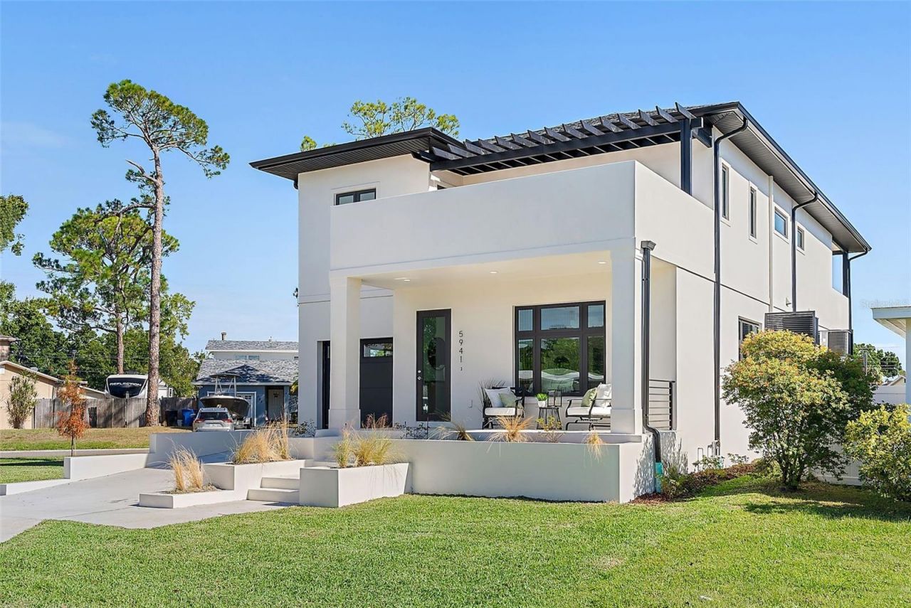 5941 Mangrove Street N, Saint Petersburg, FL 33703 Photo