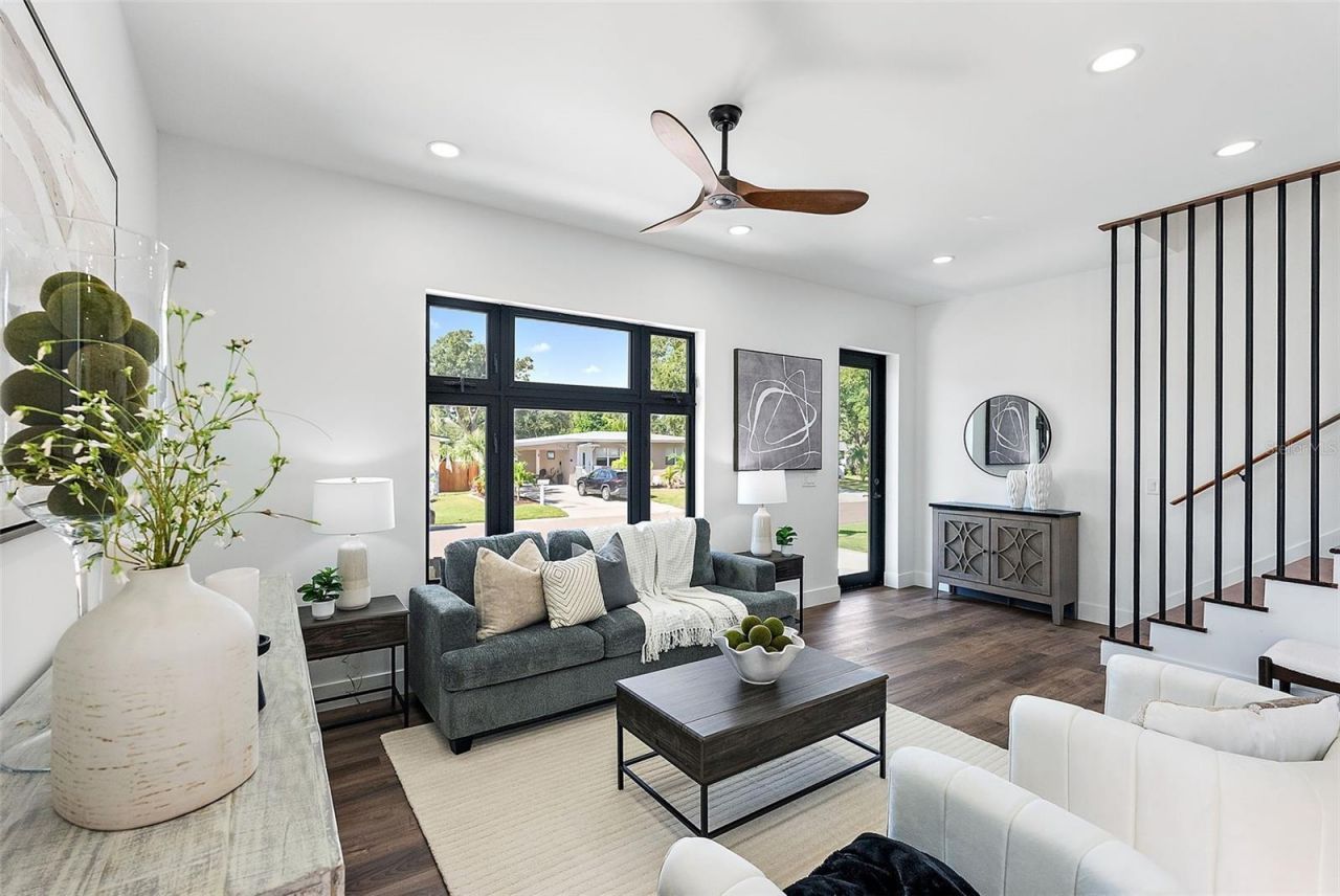 5941 Mangrove Street N, Saint Petersburg, FL 33703 Photo