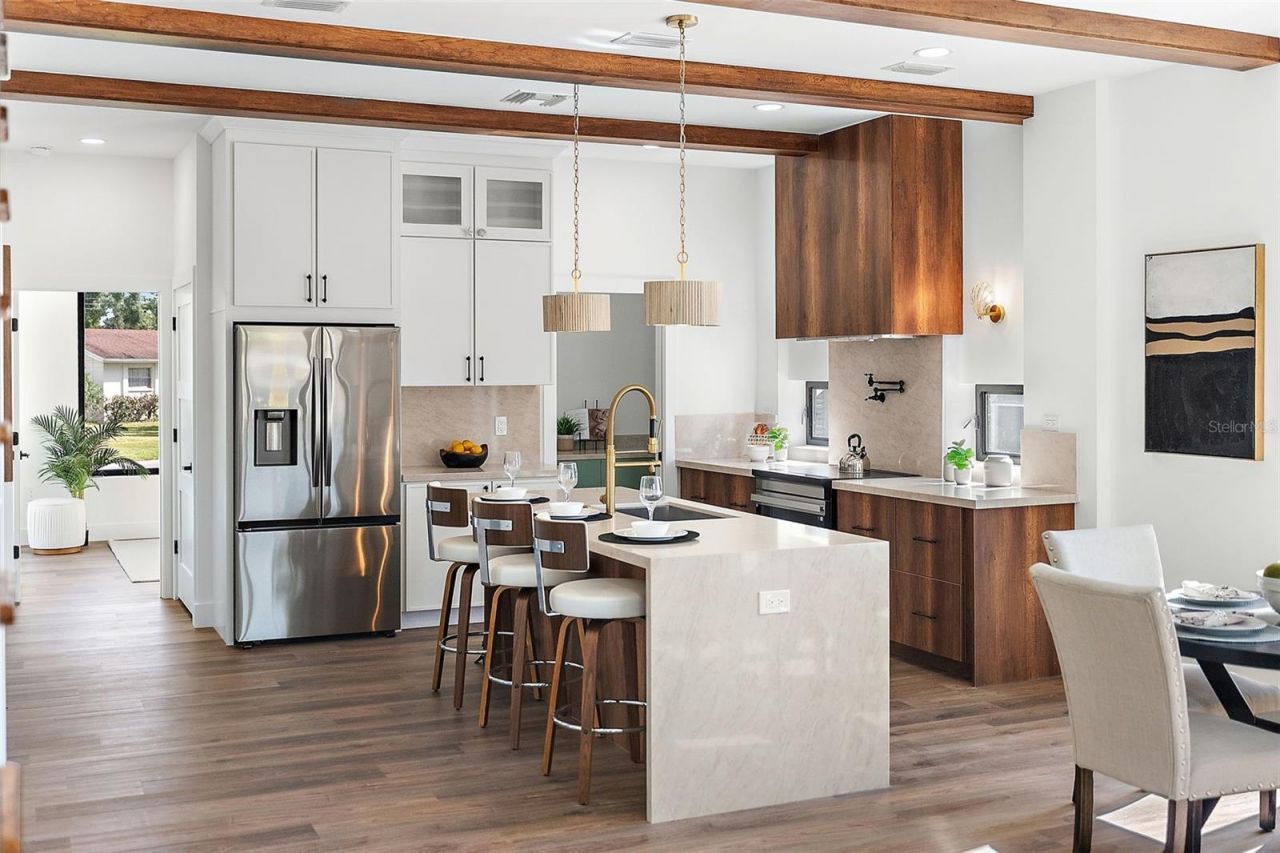 5941 Mangrove Street N, Saint Petersburg, FL 33703 Photo