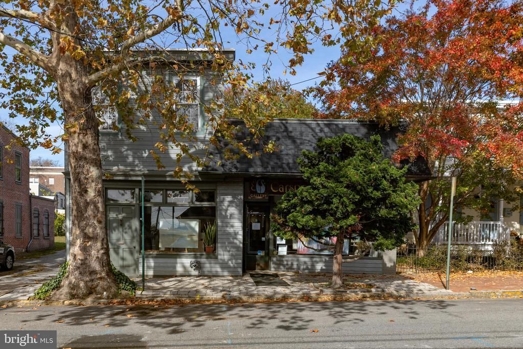 1705 N Lincoln Street, Wilmington, DE 19806 Main Photo