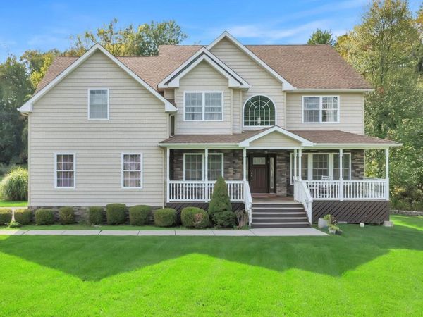 11 Fant Farm Lane, Suffern, NY 10901