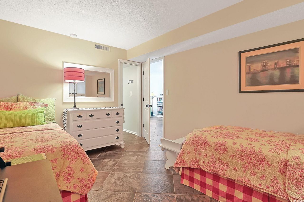 4305 N Ocean Blvd. Photo 19