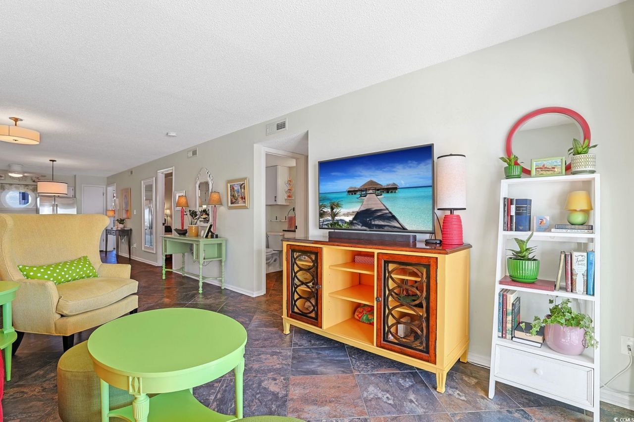 4305 N Ocean Blvd. Photo 4