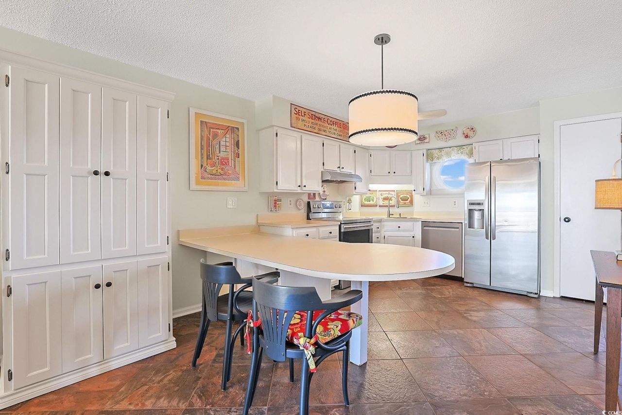 4305 N Ocean Blvd. Photo 8