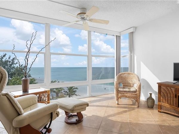5200 Gulf DR, Unit 604, HOLMES BEACH, FL 34217