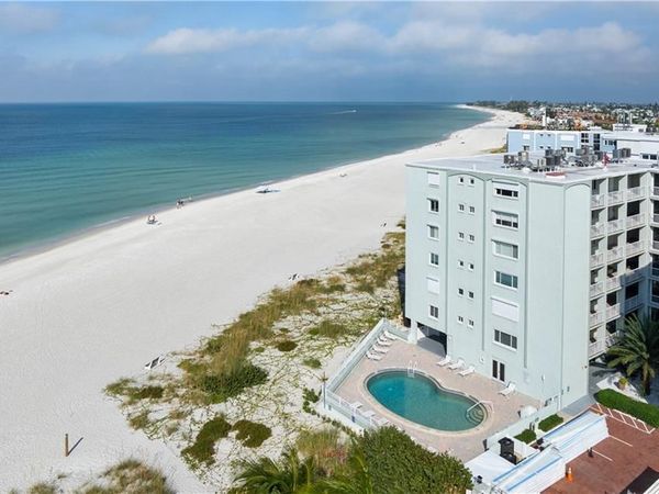 5200 Gulf DR, Unit 604, HOLMES BEACH, FL 34217