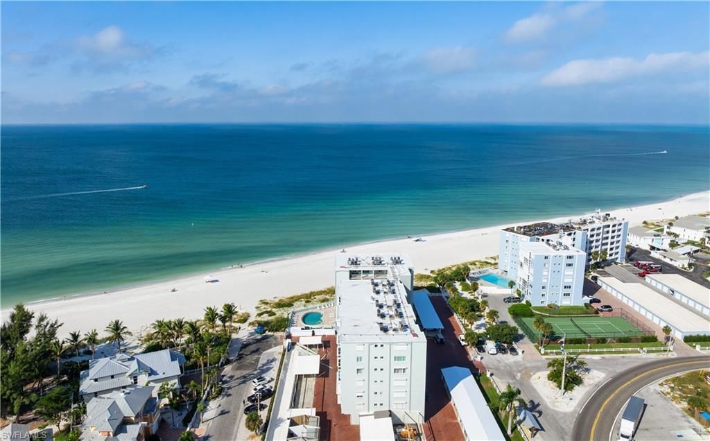 5200 Gulf Dr, Unit 604, Holmes Beach, FL 34217 Photo