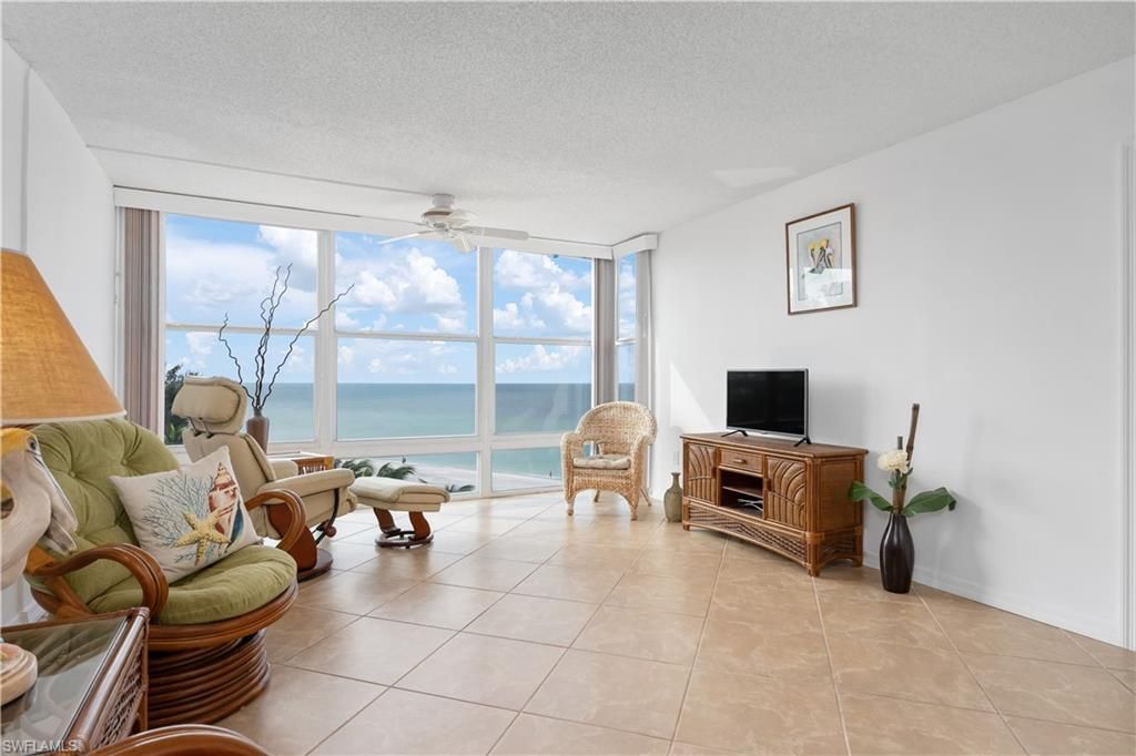 5200 Gulf Dr, Unit 604, Holmes Beach, FL 34217 Photo
