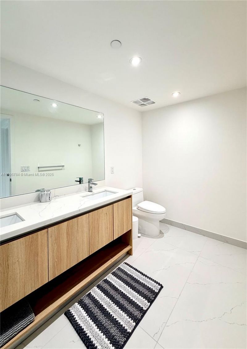 9901 Bay Harbor, Unit 505, Bay Harbor Islands, FL 33154 Photo