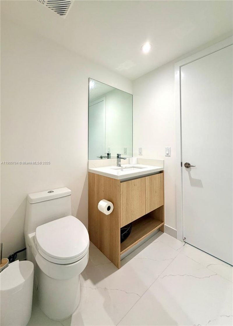 9901 Bay Harbor, Unit 505, Bay Harbor Islands, FL 33154 Photo