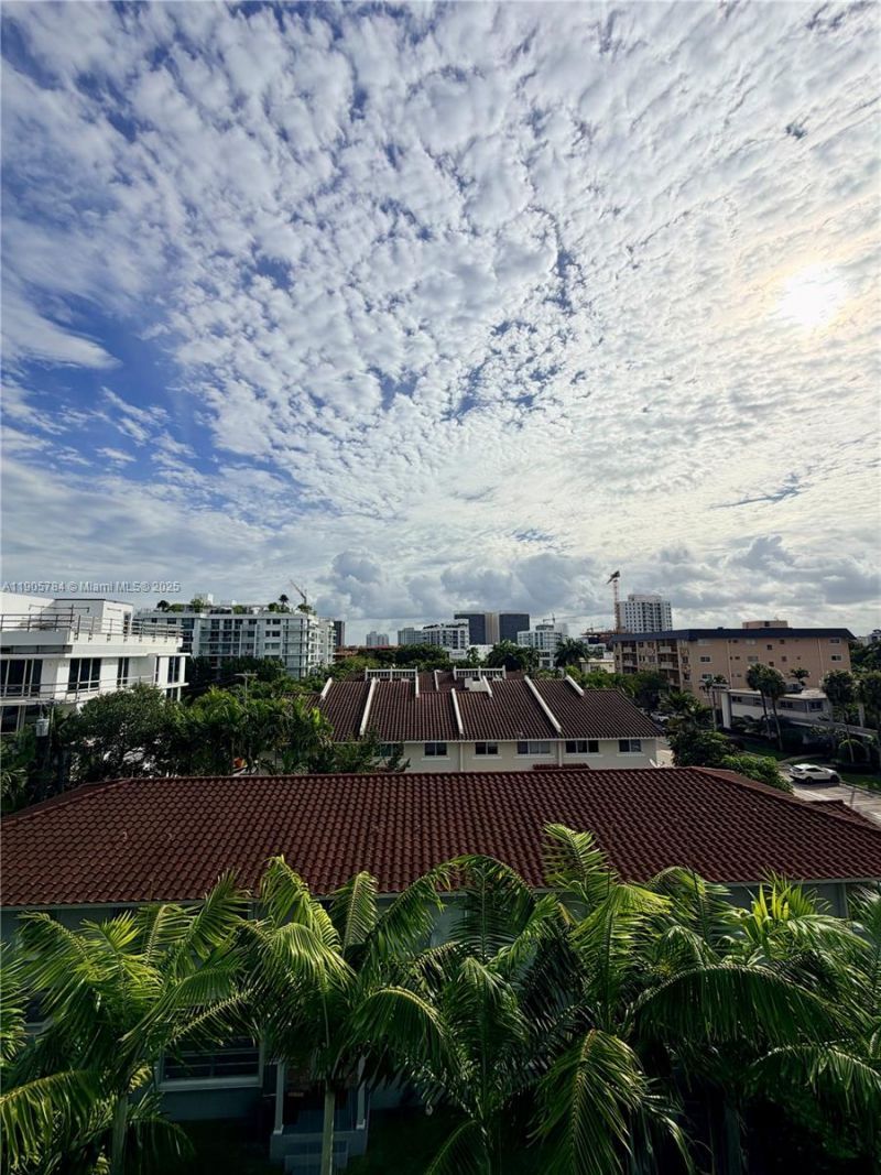 9901 Bay Harbor, Unit 505, Bay Harbor Islands, FL 33154 Photo