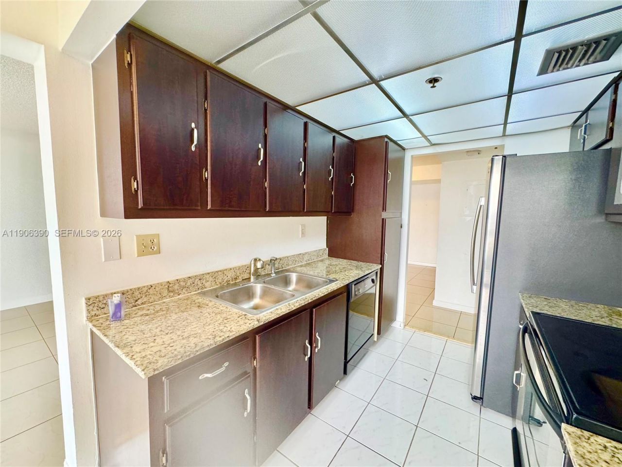 210 174th St, Unit 1002, Sunny Isles Beach, FL 33160 Photo