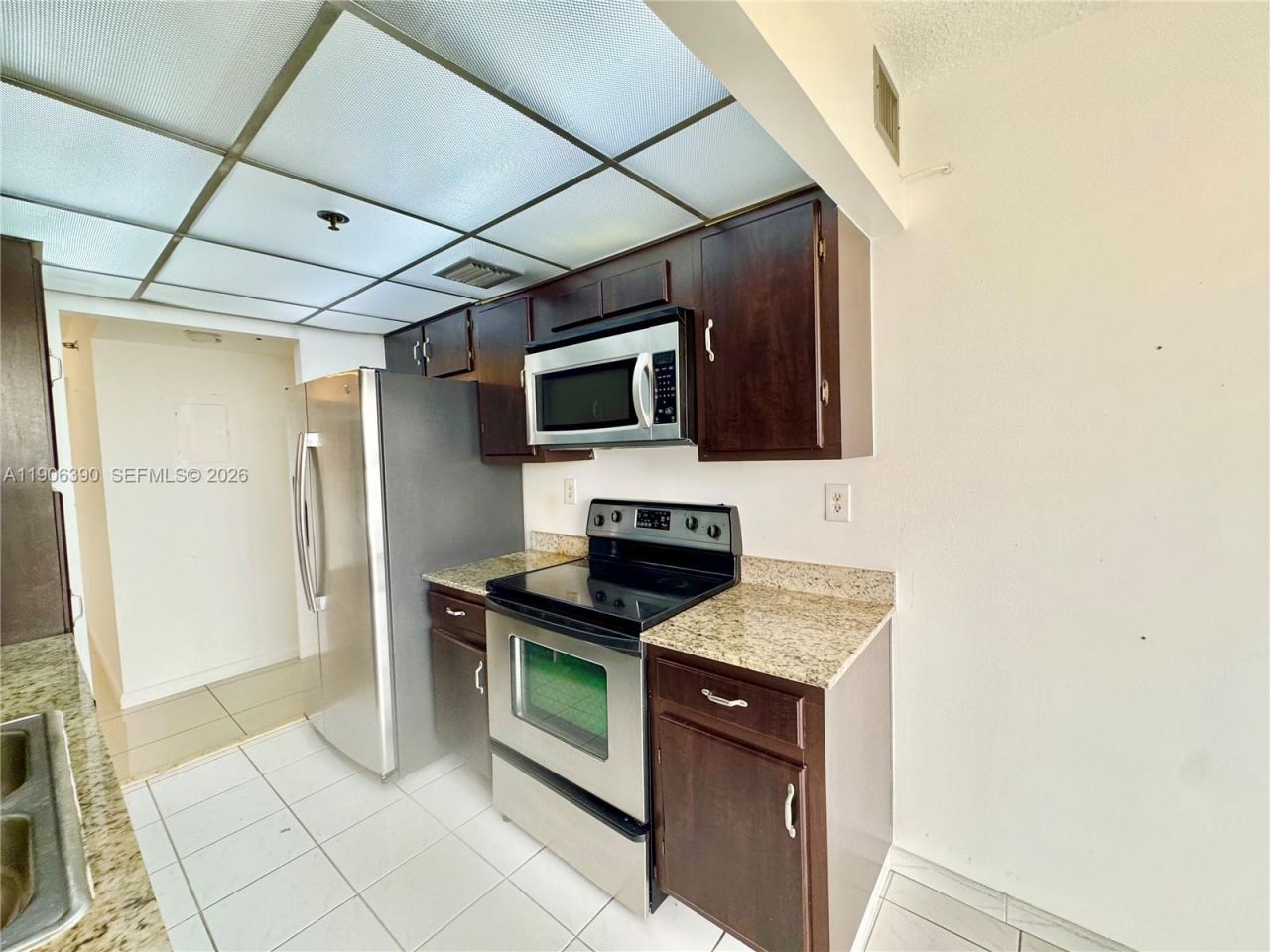 210 174th St, Unit 1002, Sunny Isles Beach, FL 33160 Photo