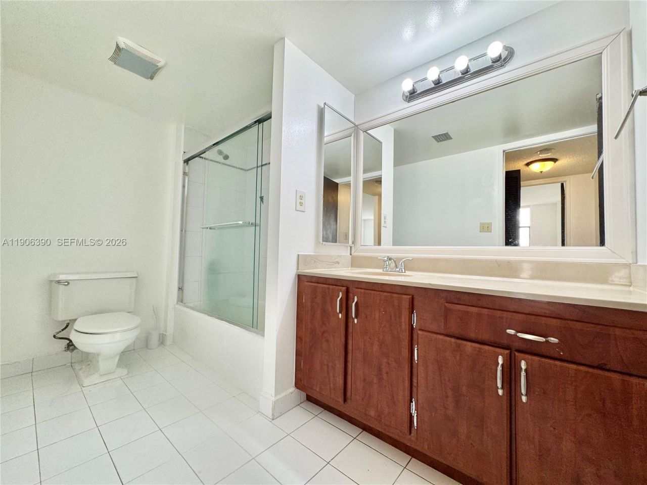 210 174th St, Unit 1002, Sunny Isles Beach, FL 33160 Photo