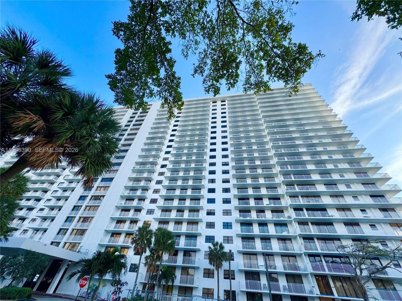 210 174th St, Unit 1002, Sunny Isles Beach, FL 33160 Photo