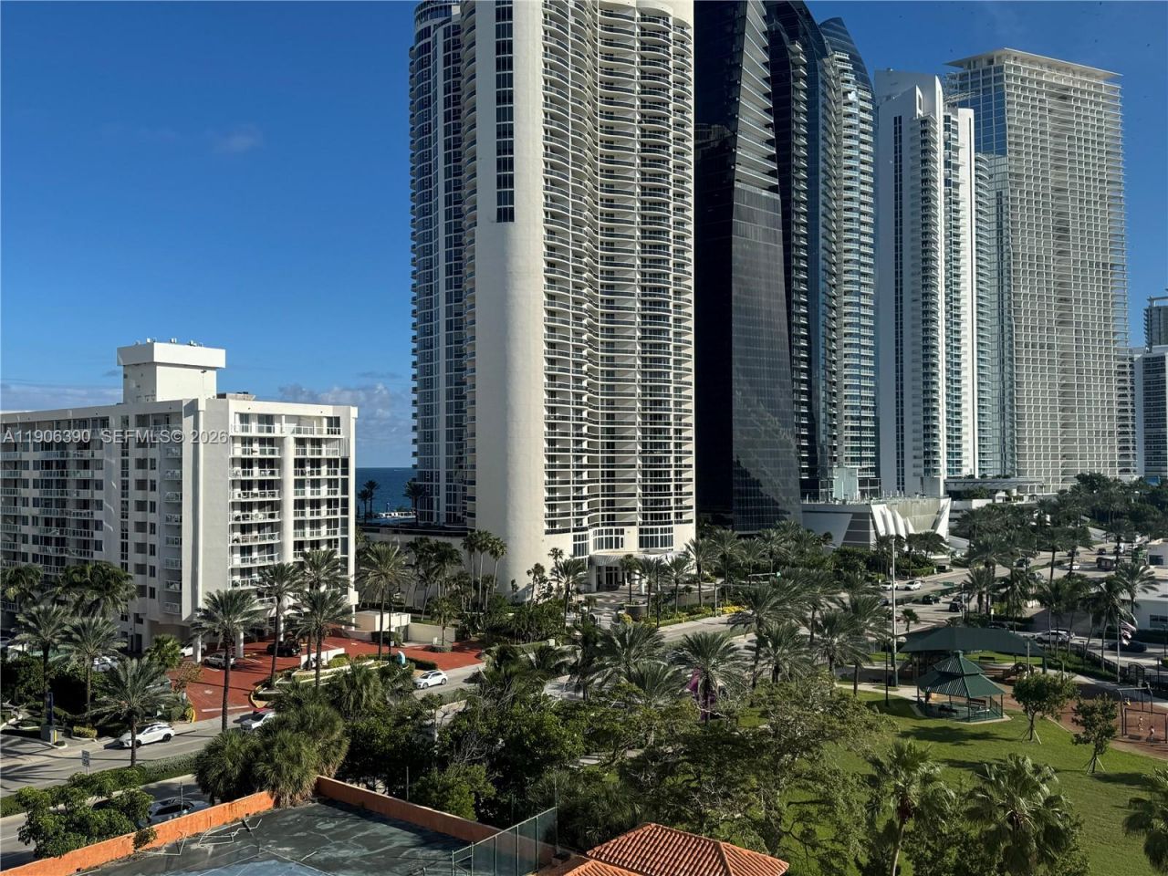 210 174th St, Unit 1002, Sunny Isles Beach, FL 33160 Photo