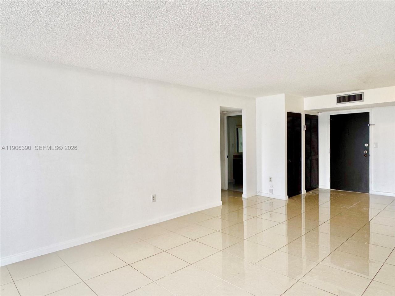 210 174th St, Unit 1002, Sunny Isles Beach, FL 33160 Photo
