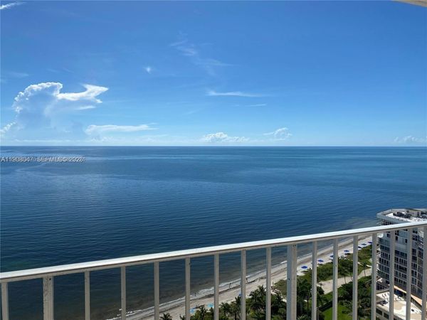 881 Ocean Dr, Unit 22E, Key Biscayne, FL 33149