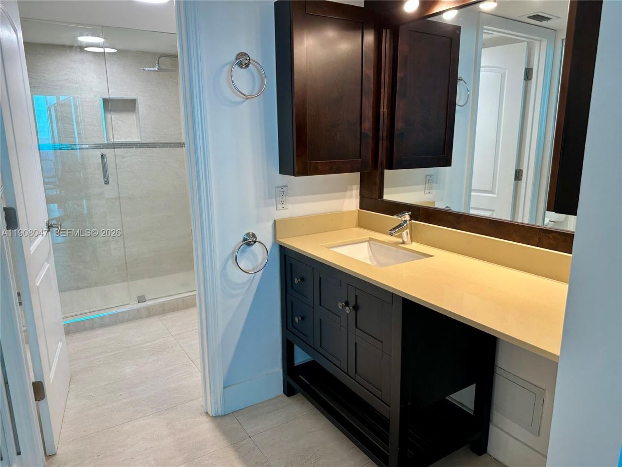 881 Ocean Dr, Unit 22E, Key Biscayne, FL 33149 Photo