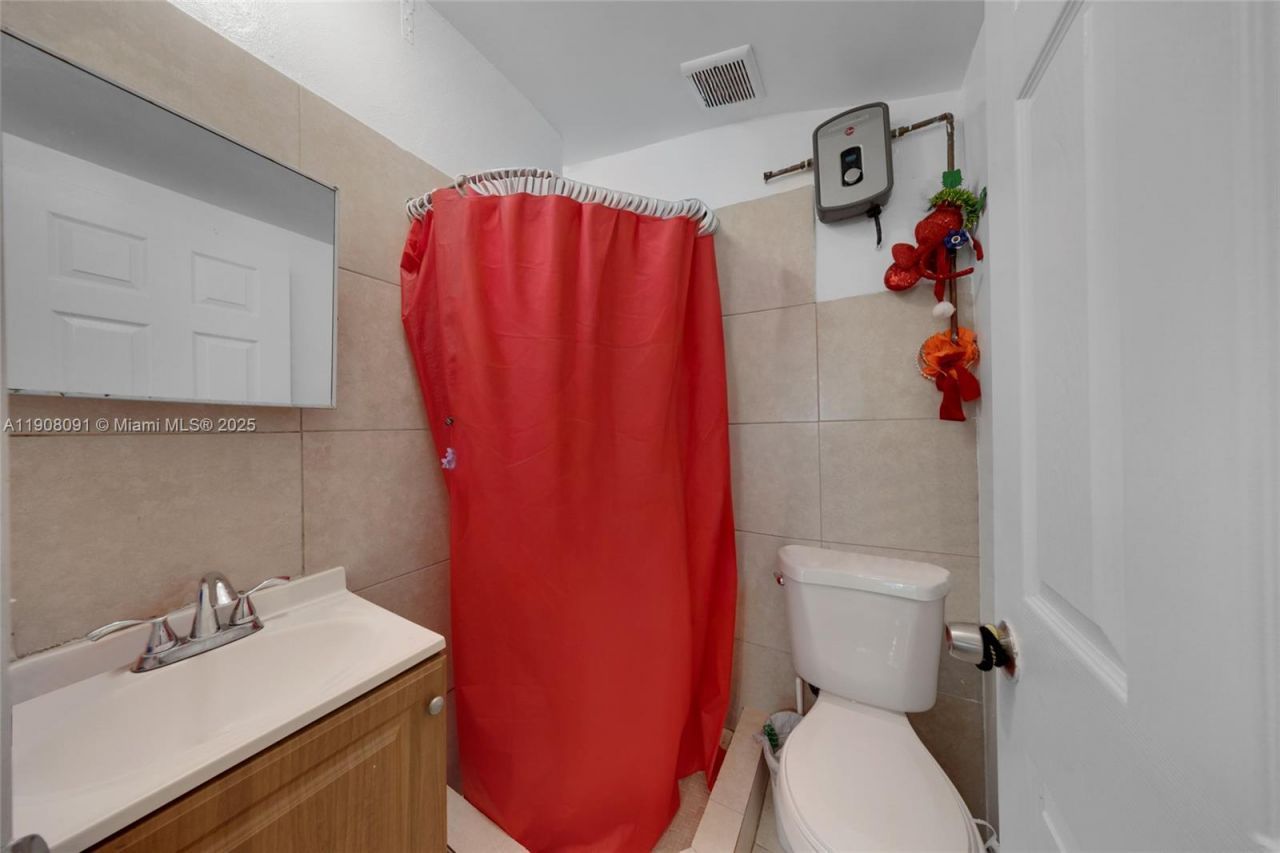 1334 SW 4th St, Miami, FL 33135 Photo