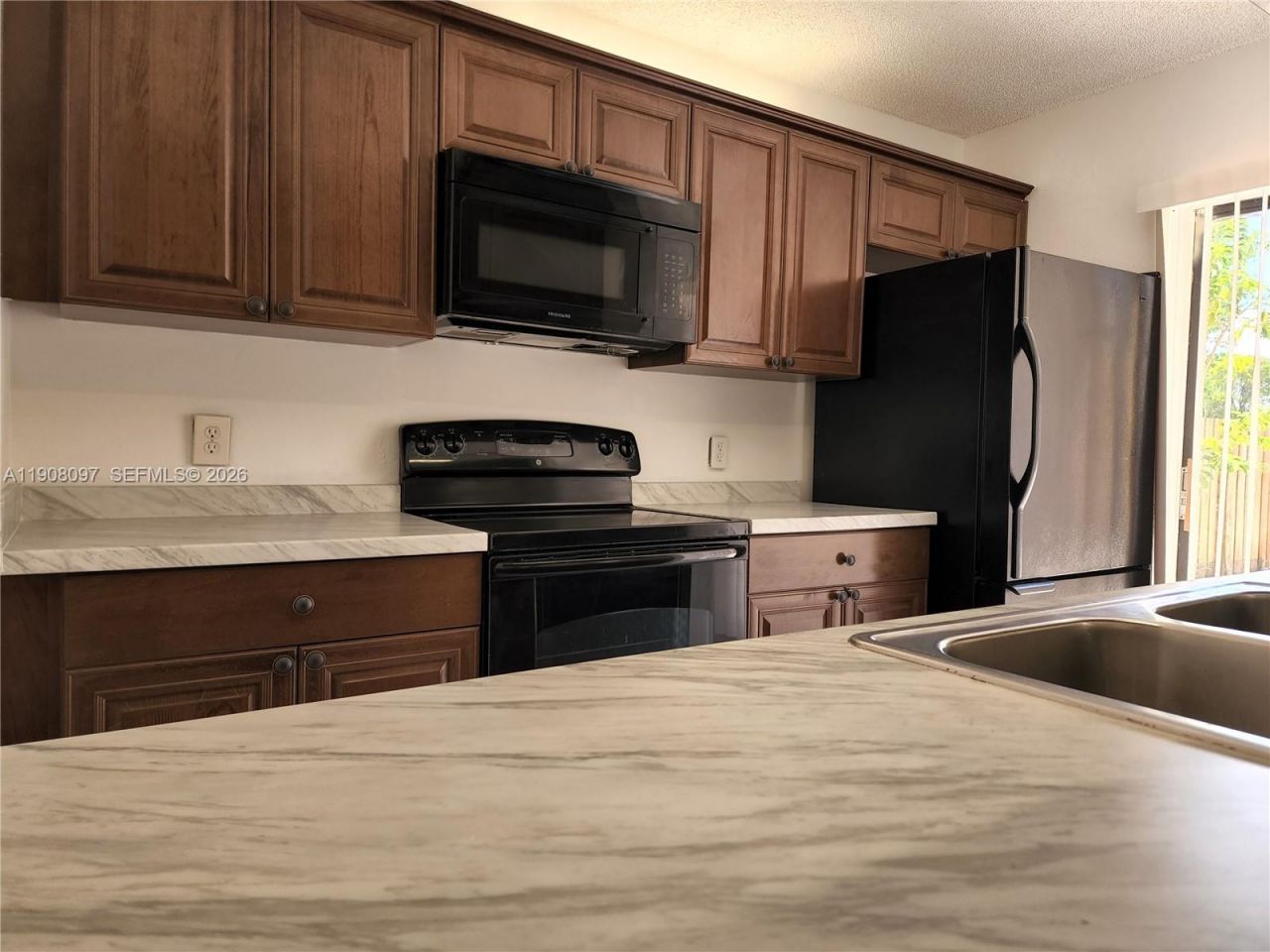 2706 27th Way, Unit 2706, West Palm Beach, FL 33407 Photo