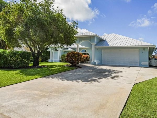 6445 55th Square, Vero Beach, FL 32967