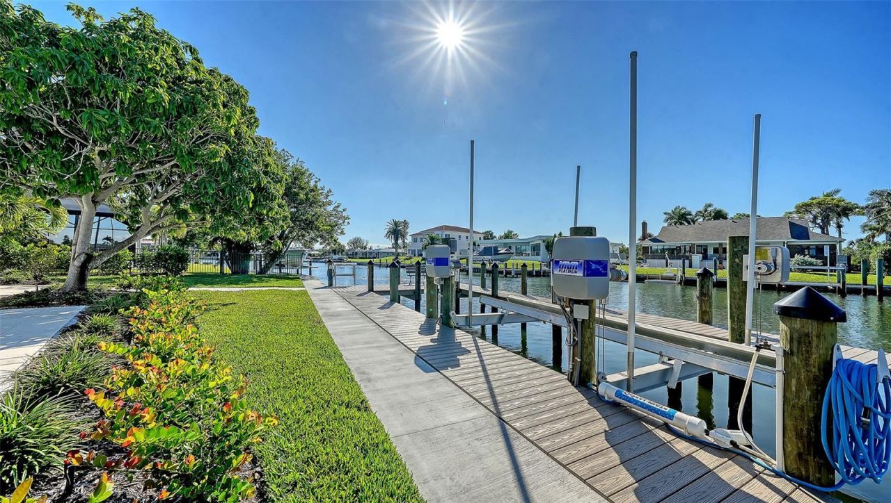 690 Old Compass Road, Longboat Key, FL 34228 Photo