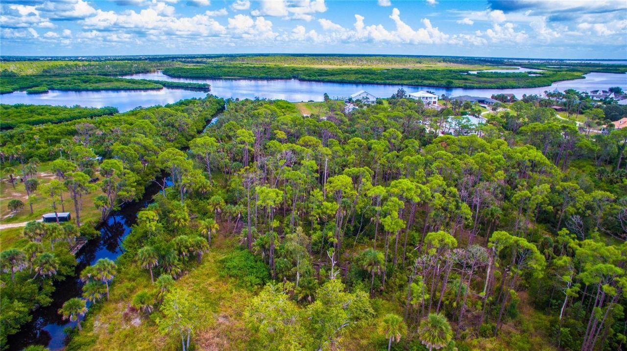 Deer Court, Venice, FL 34293 Photo