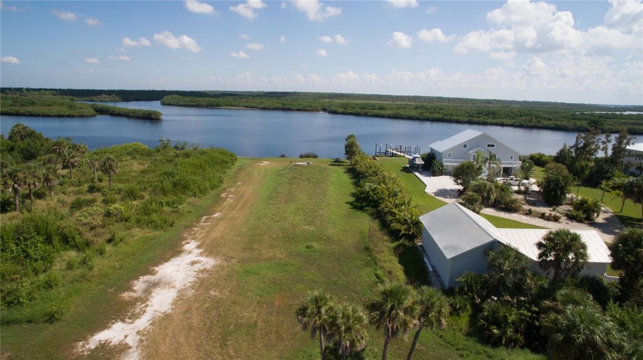 Deer Court, Venice, FL 34293 Photo