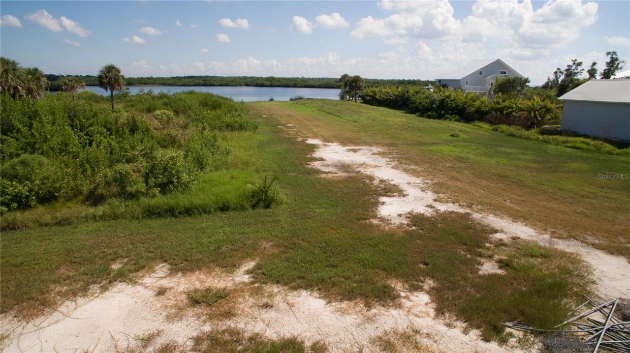 Deer Court, Venice, FL 34293 Photo